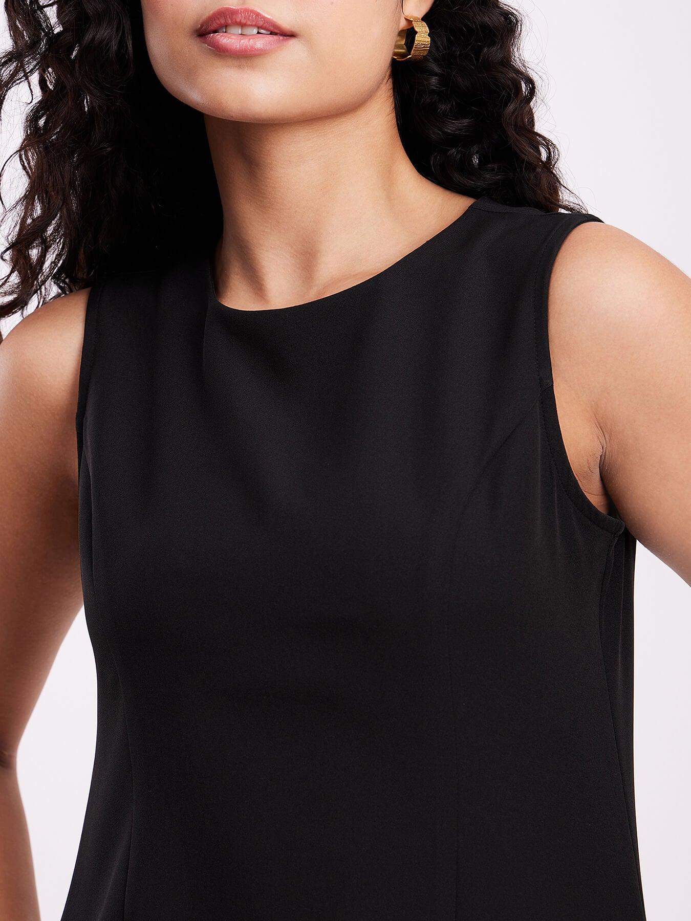 Crew Neck Shift Dress - Black
