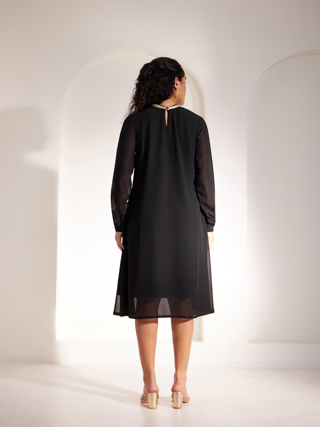 Lace Detail A-Line Dress - Black