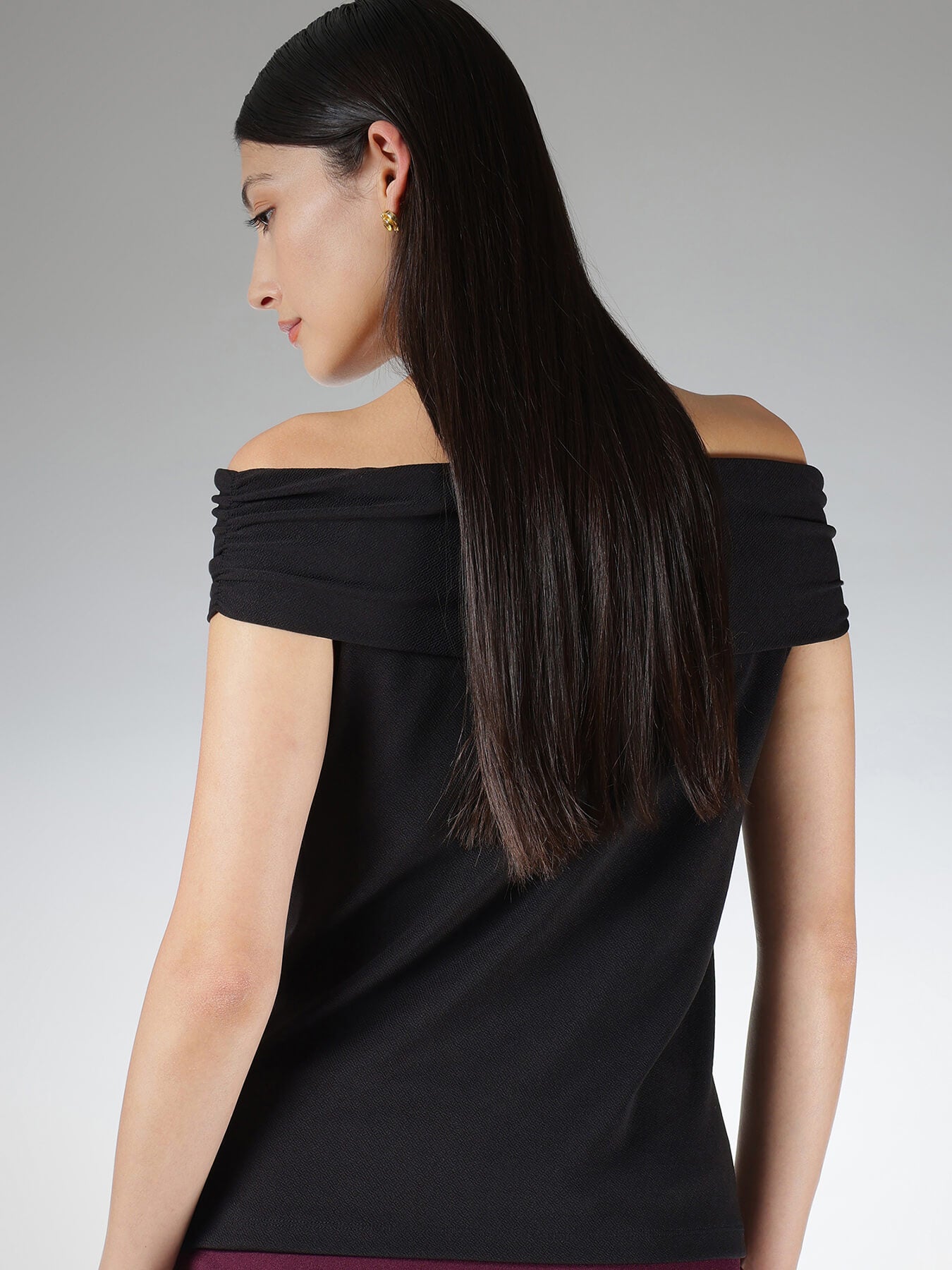 Off-Shoulder Top - Black