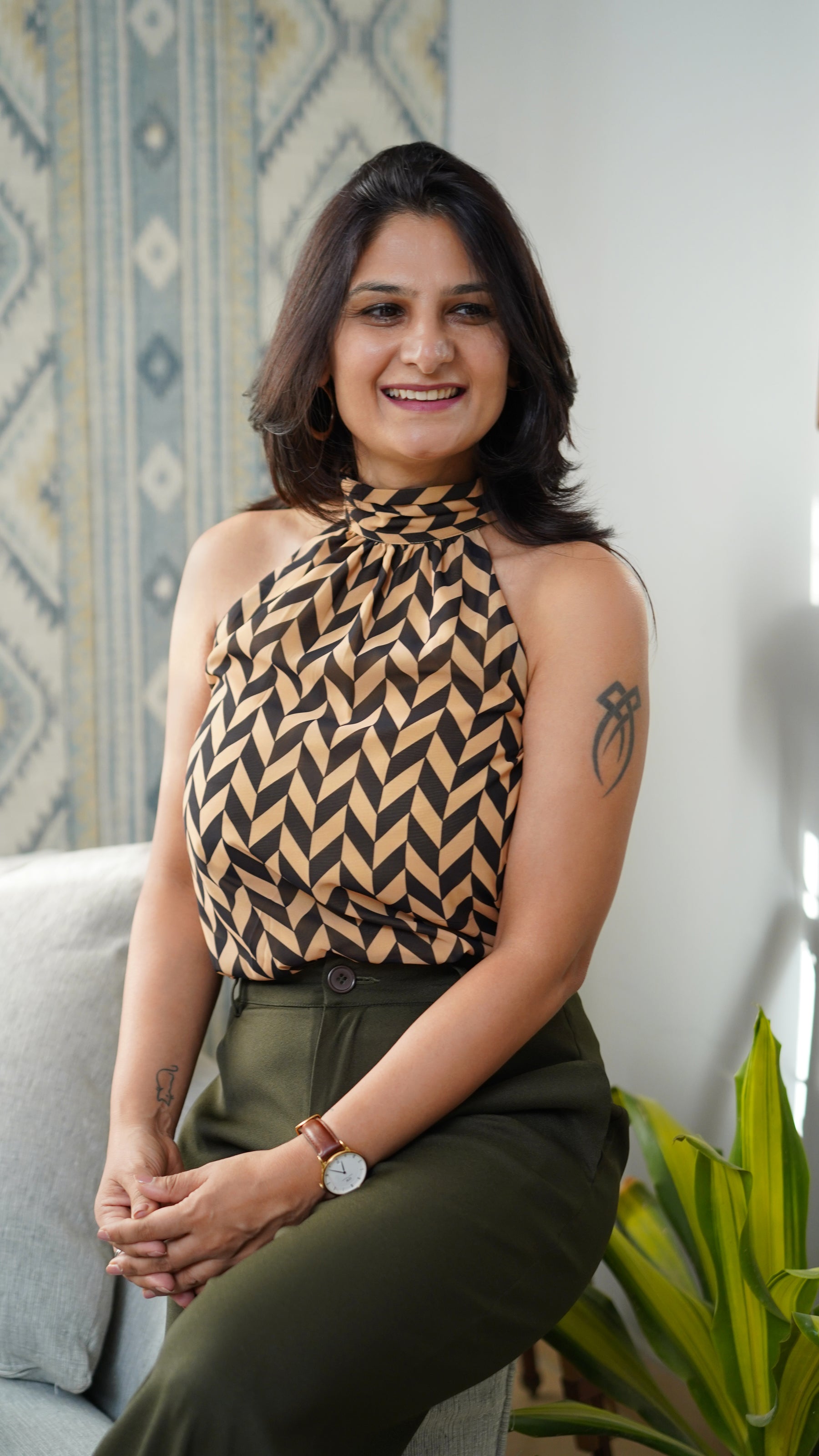 Halter Neck Geometric Top - Beige And Black