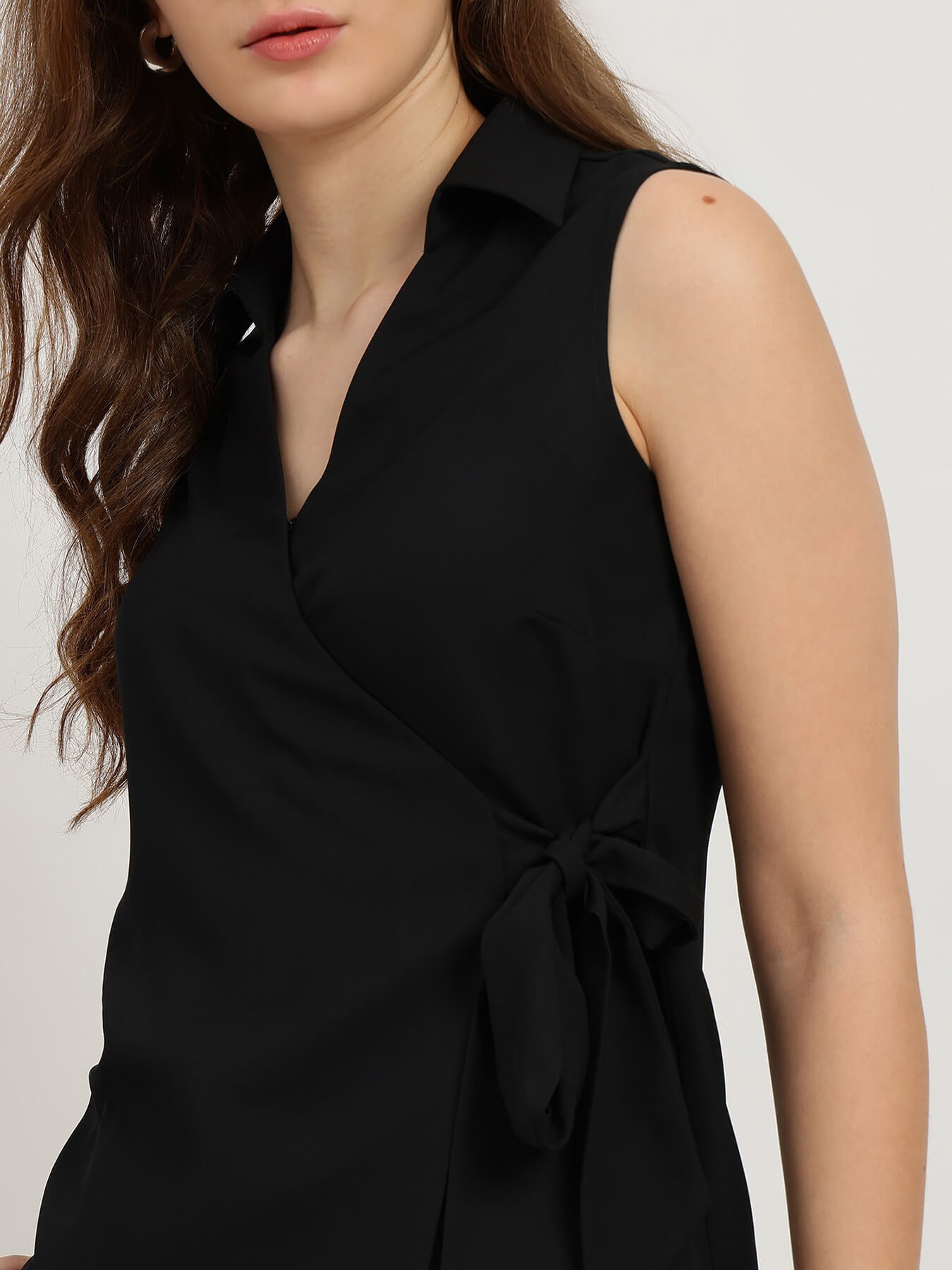 V-Neck Wrap Top - Black