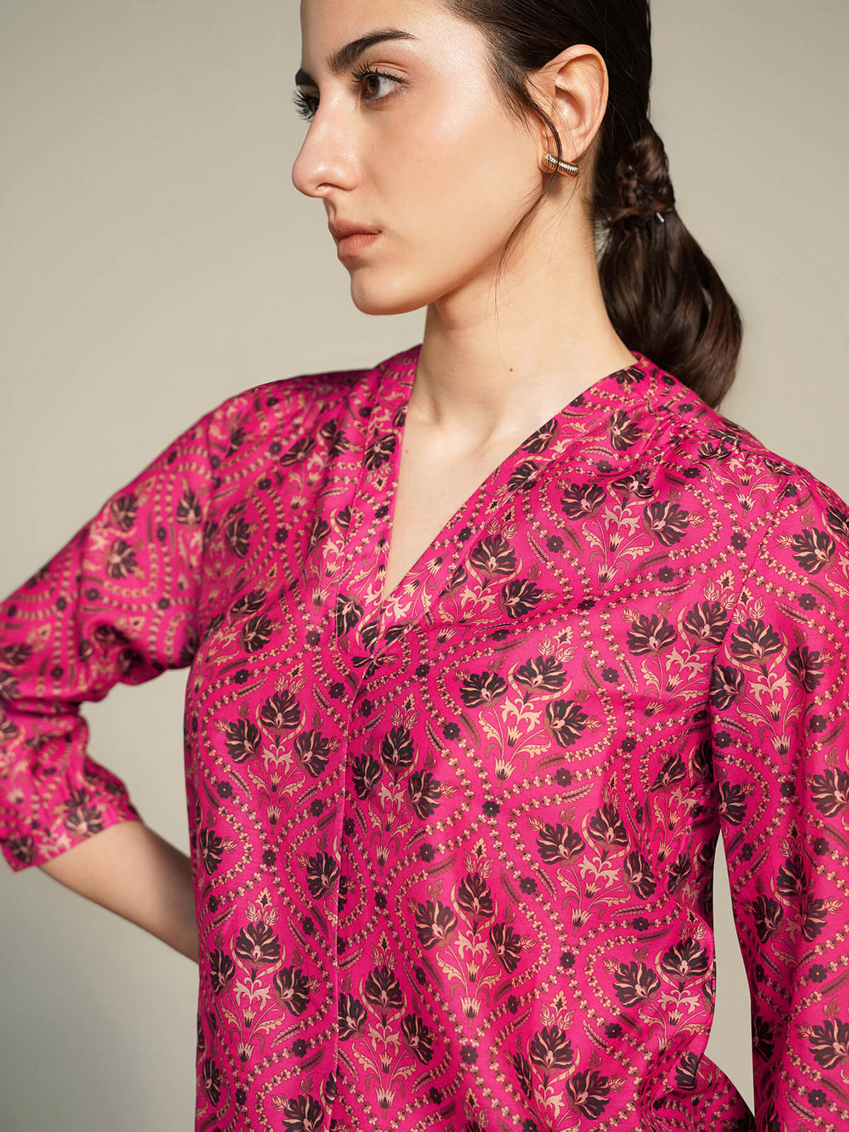 Printed V-neck Top - Pink