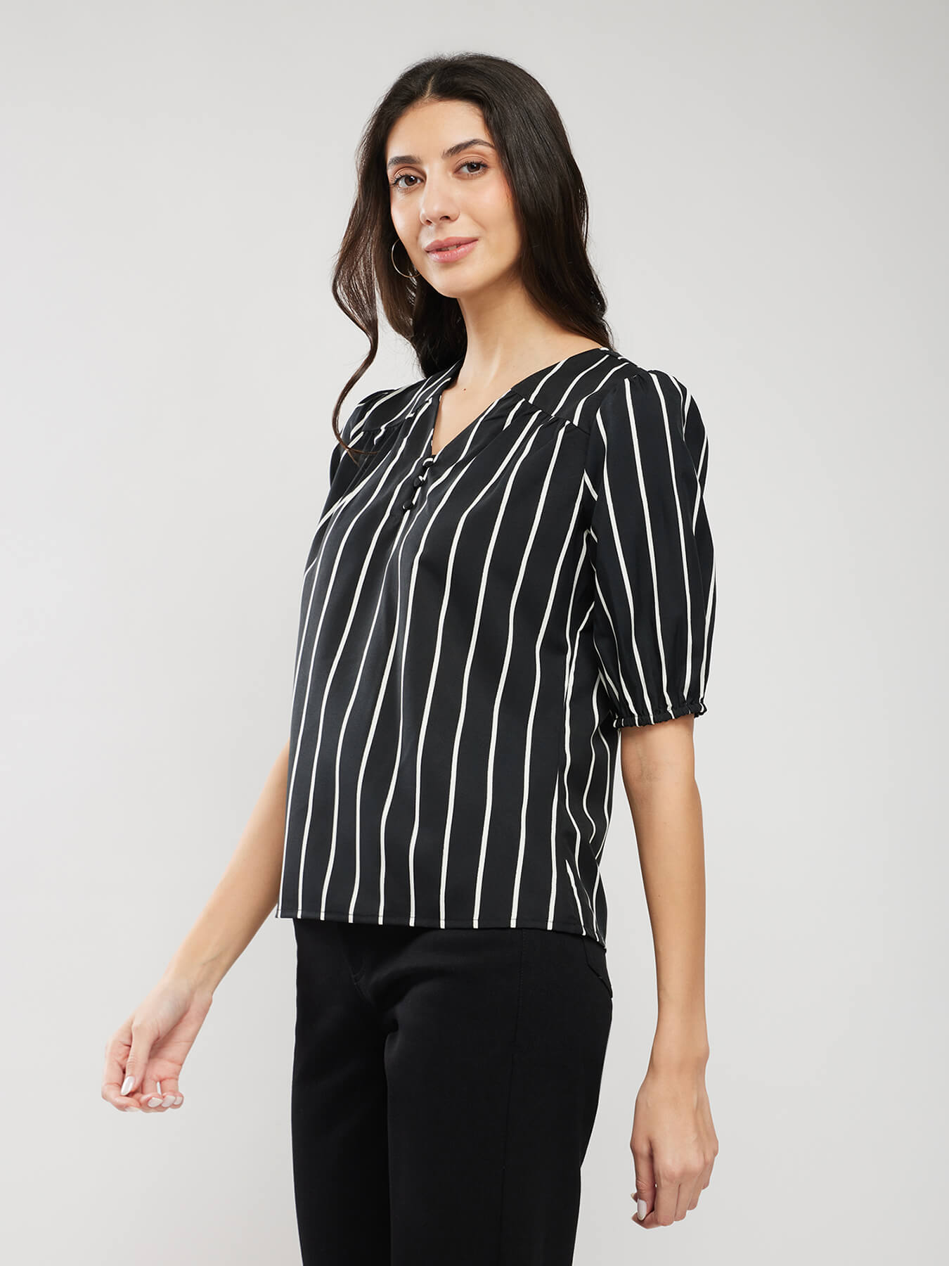 Puff Sleeves Striped Top - Black