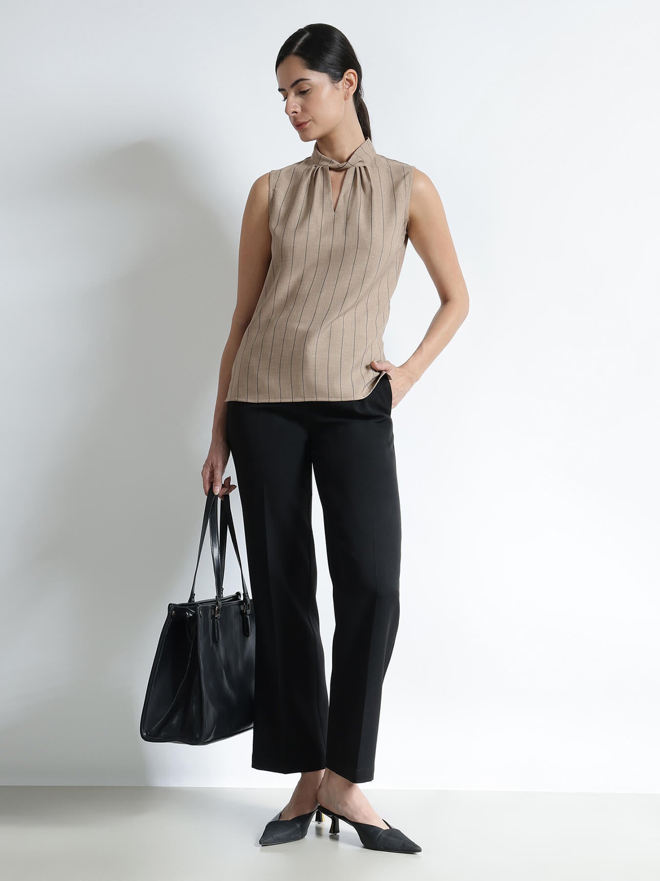 Twisted Band Collar Top - Brown