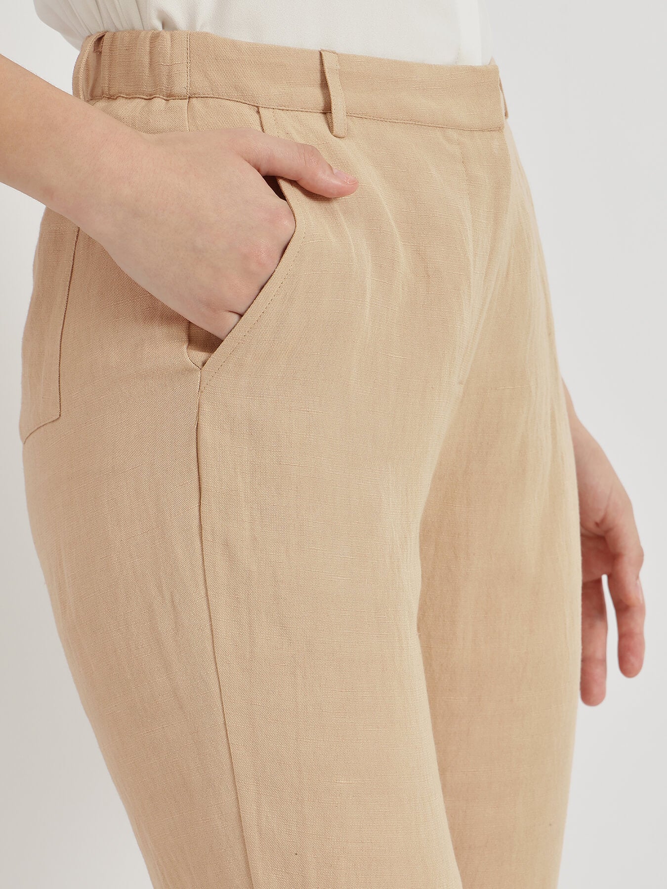 Linen Mid Rise Tapered Trousers - Beige