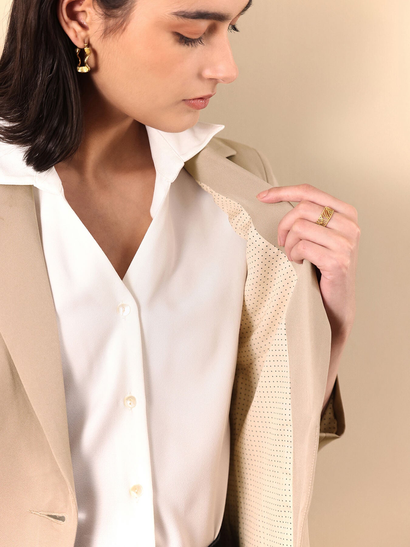 Single Breasted Blazer - Beige