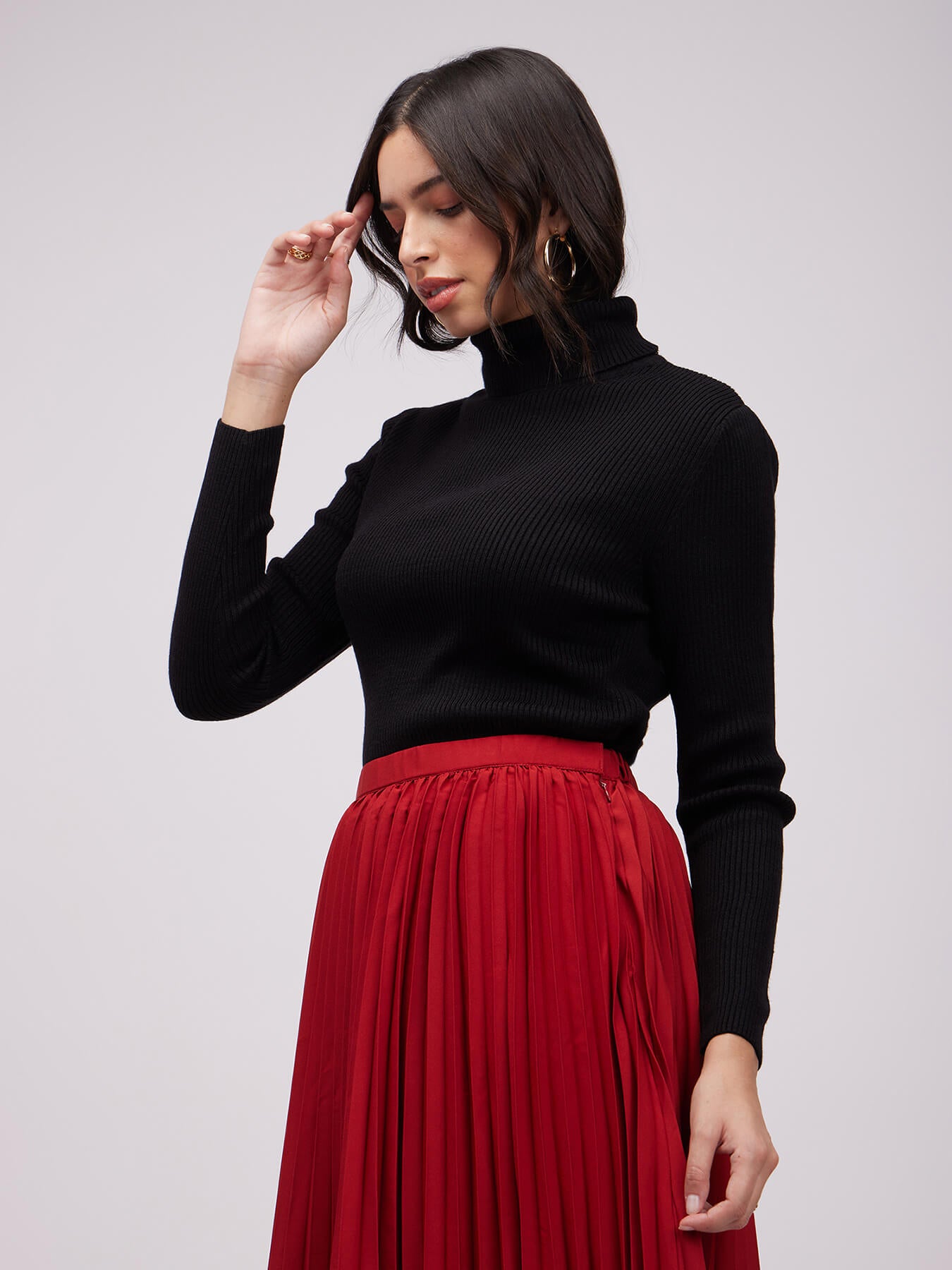 Turtle Neck Ribbed Sweater - Black