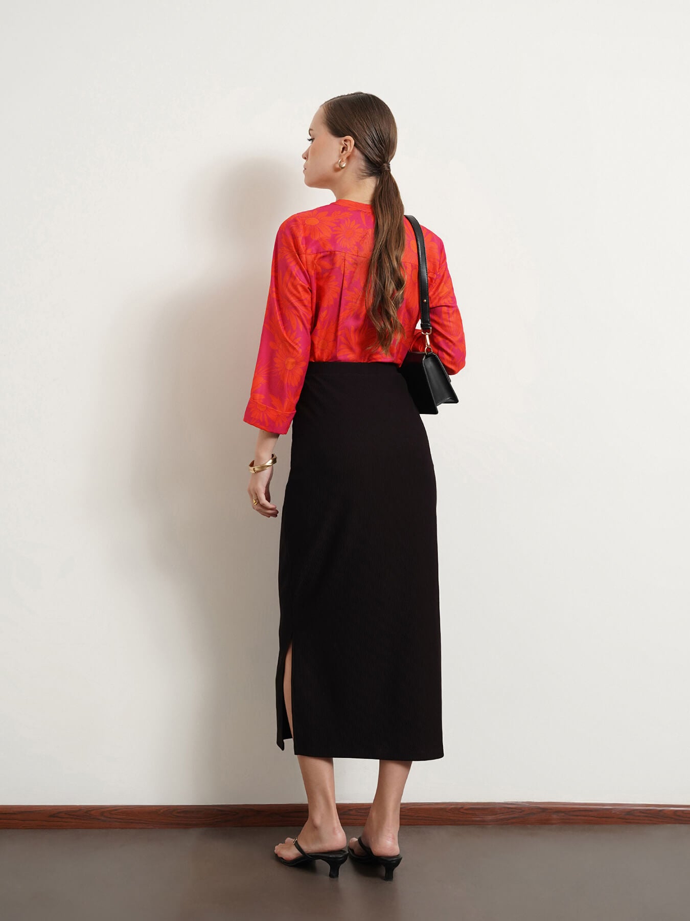 LivIn Midi Skirt - Black