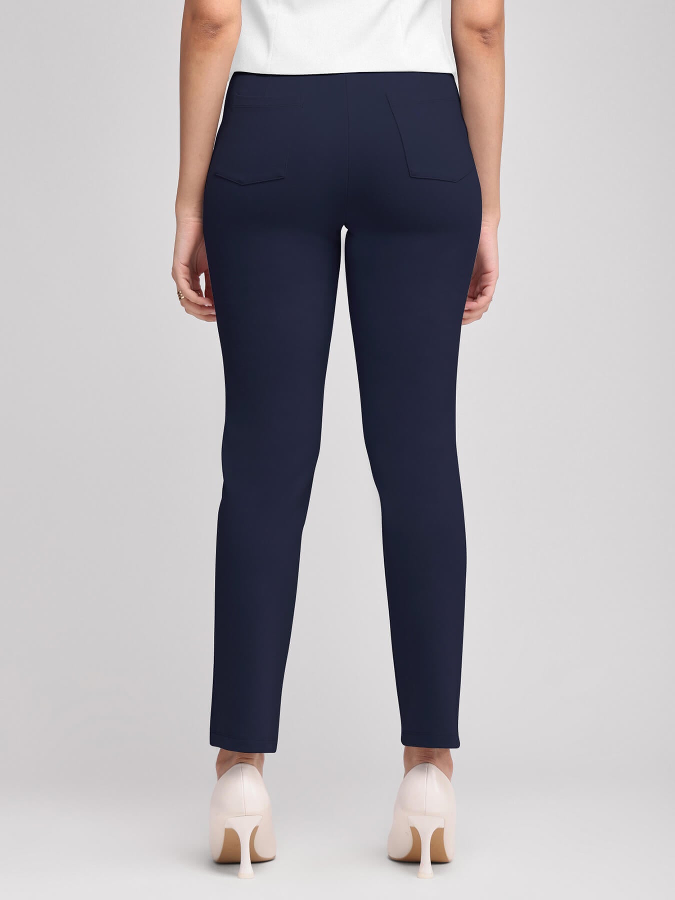 LivIn Straight Pants - Navy