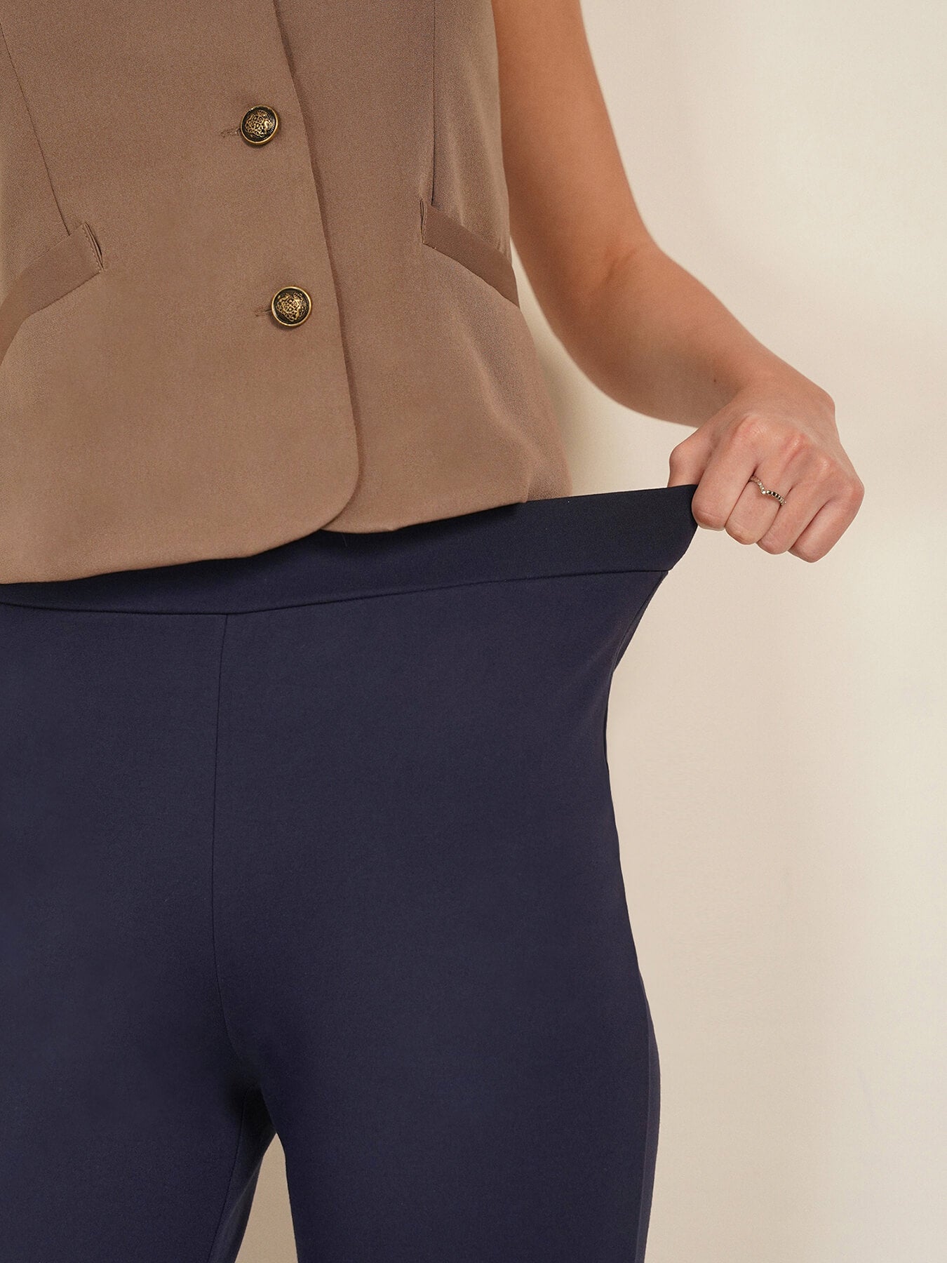 LivIn Air Bootcut Pants - Navy