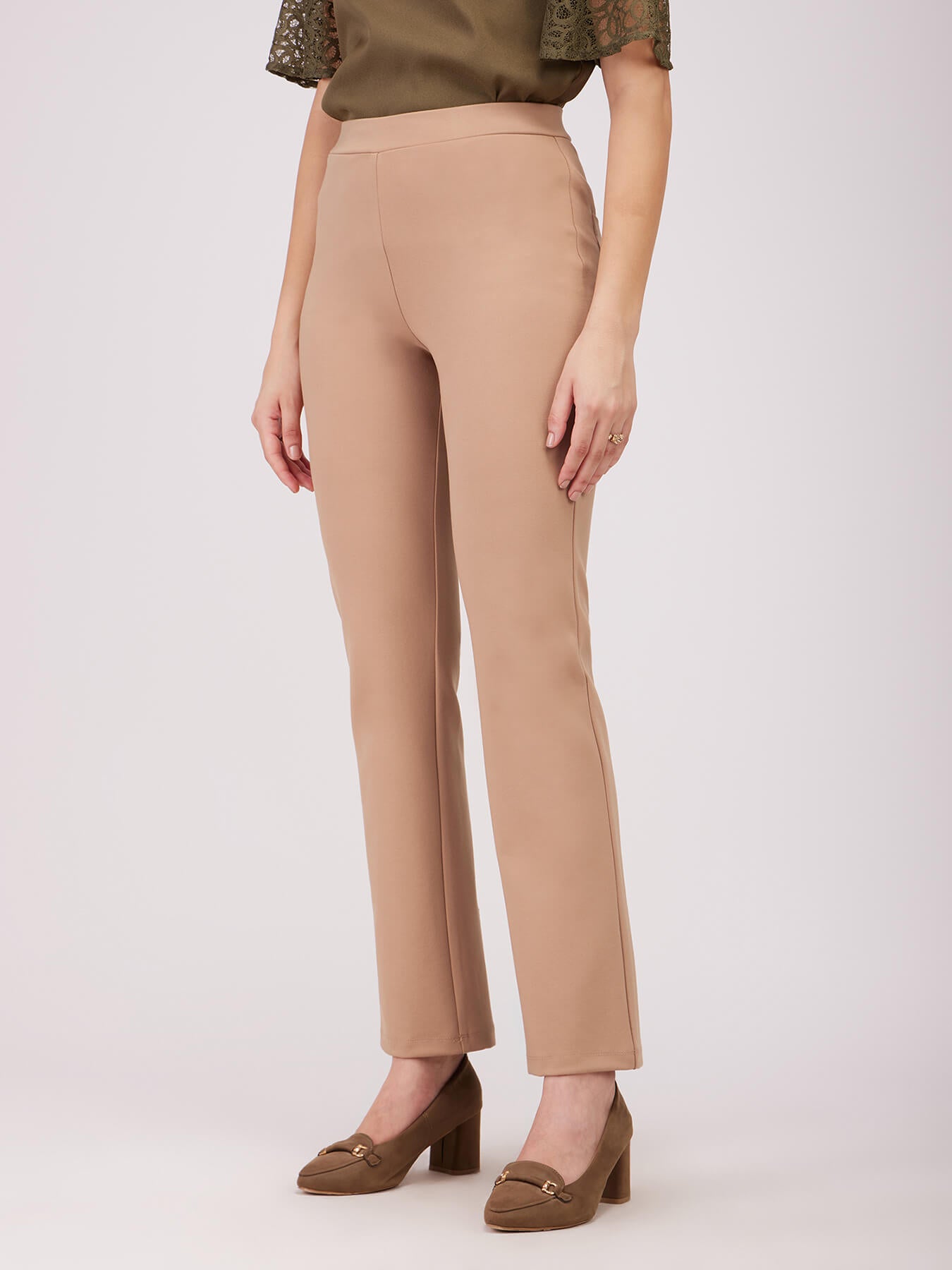 LivIn Bootcut Pants - Beige