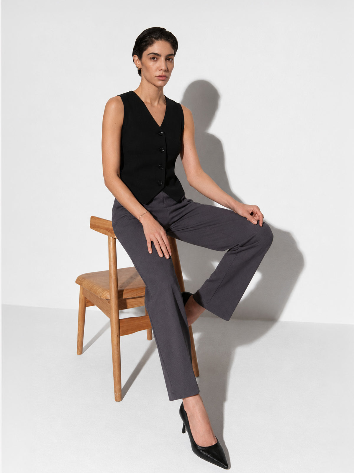 LivIn Bootcut Pants - Dark Grey