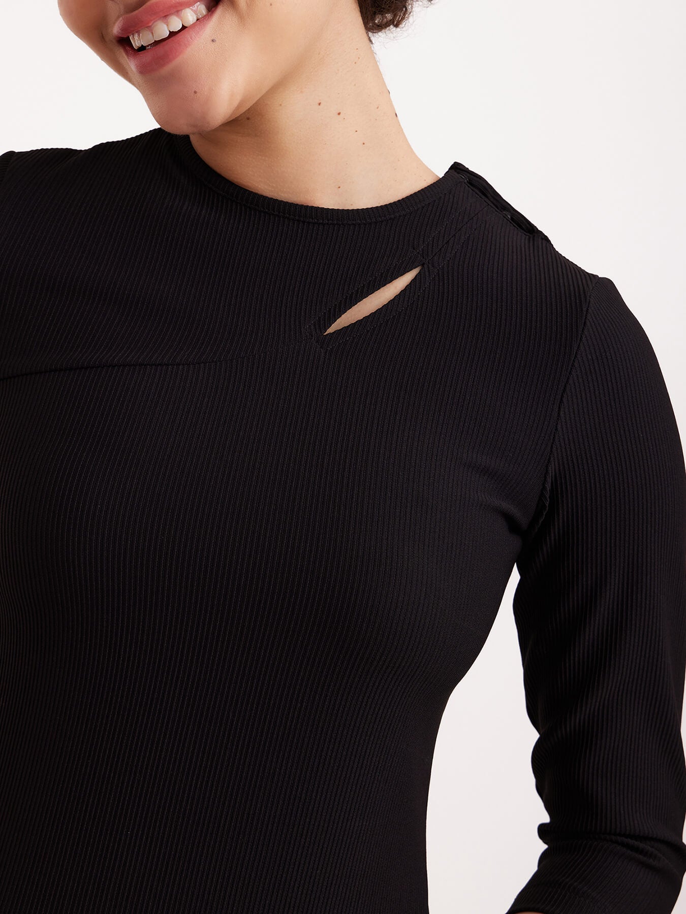 LivIn Crew Neck Tee - Black