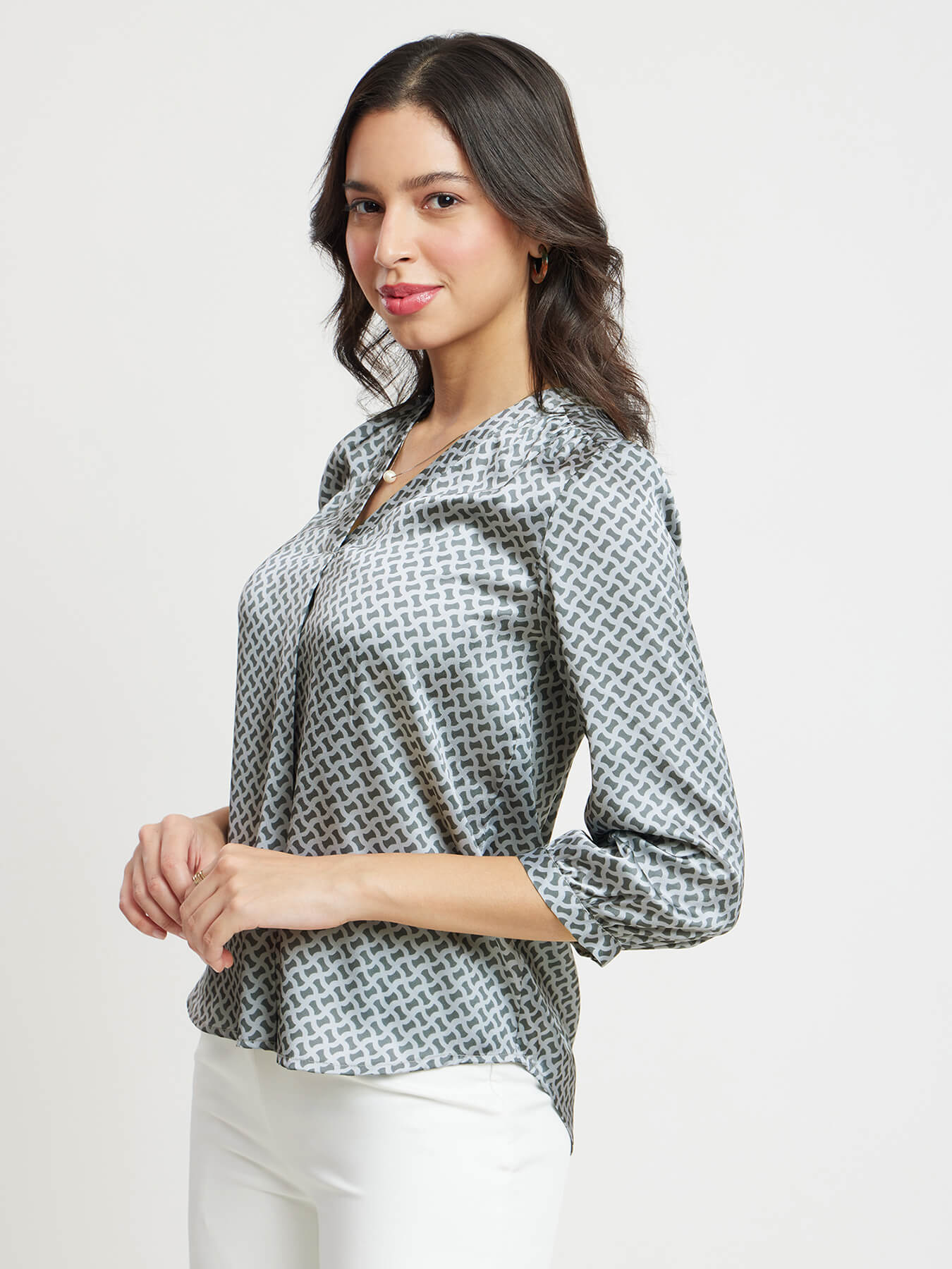 V Neck Geometric Print Top - Grey