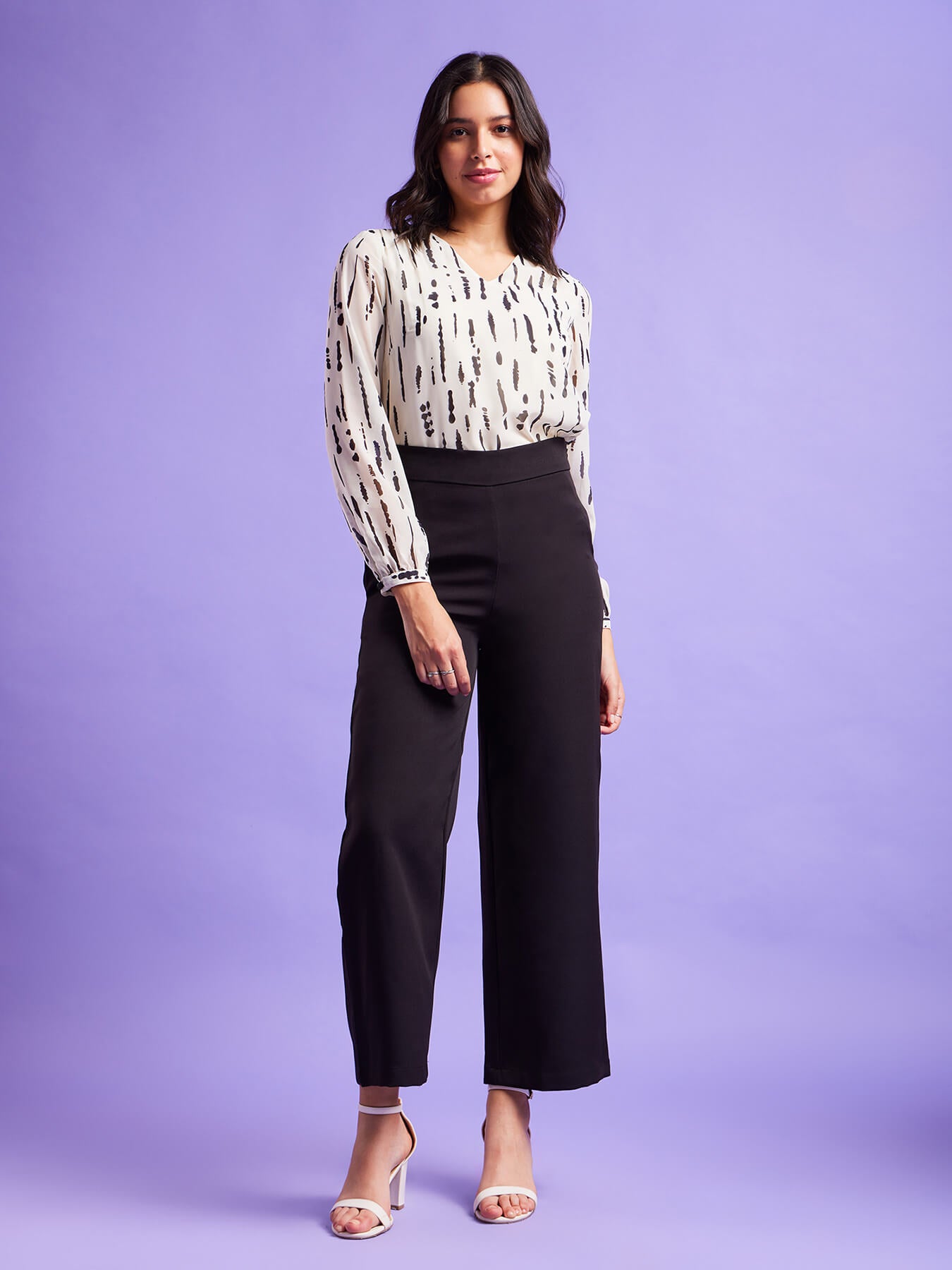 Abstract Print V Neck Top - Off White And Black