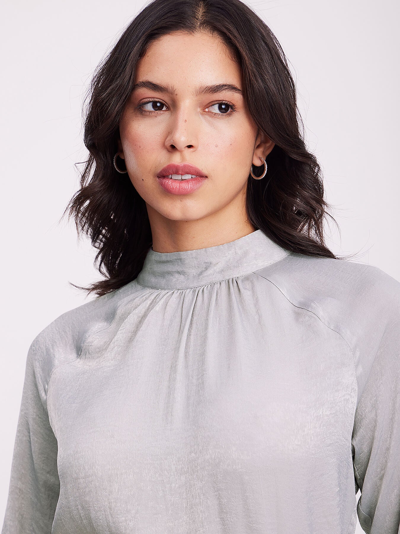 Satin Raglan Sleeves Top - Grey