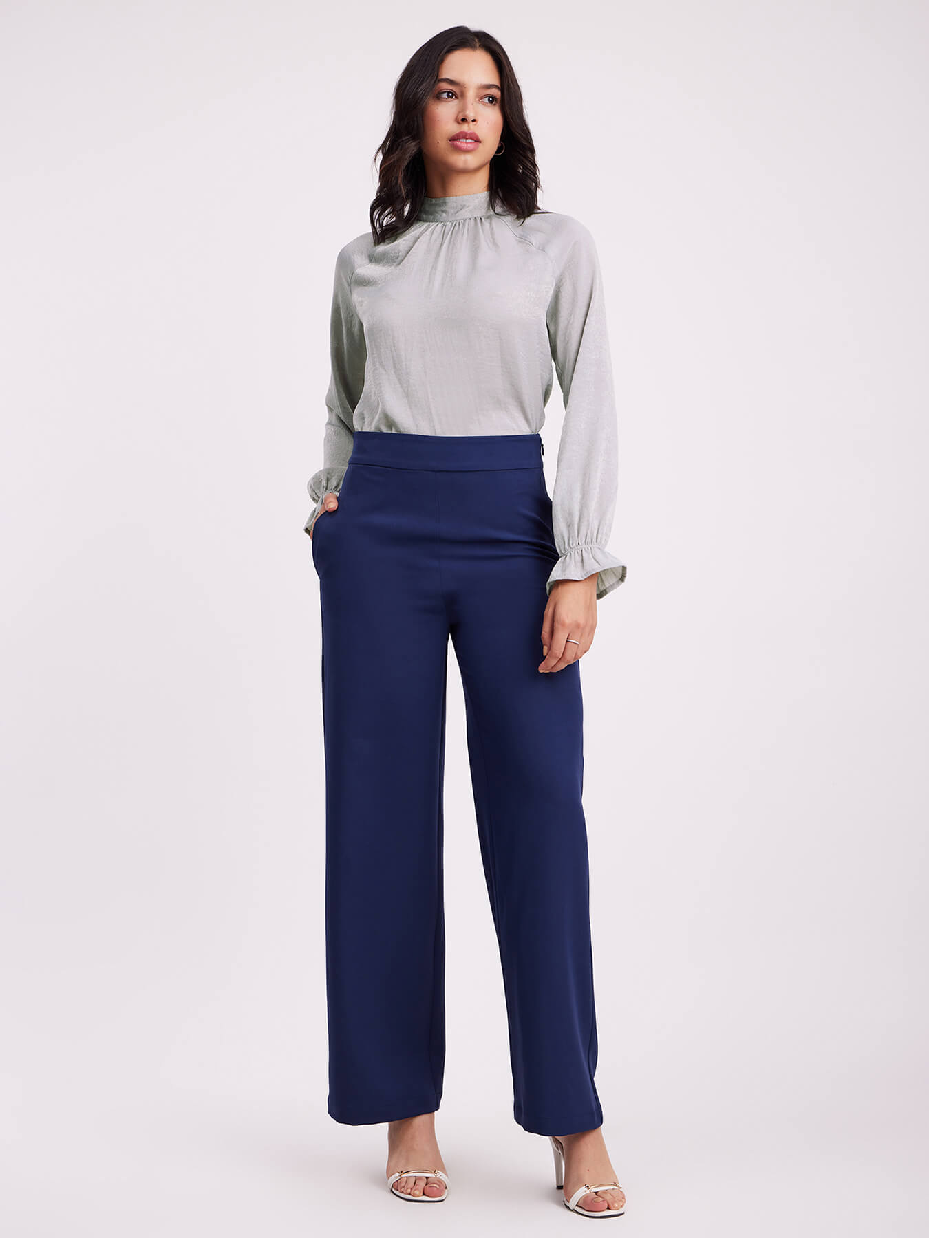 Satin Raglan Sleeves Top - Grey