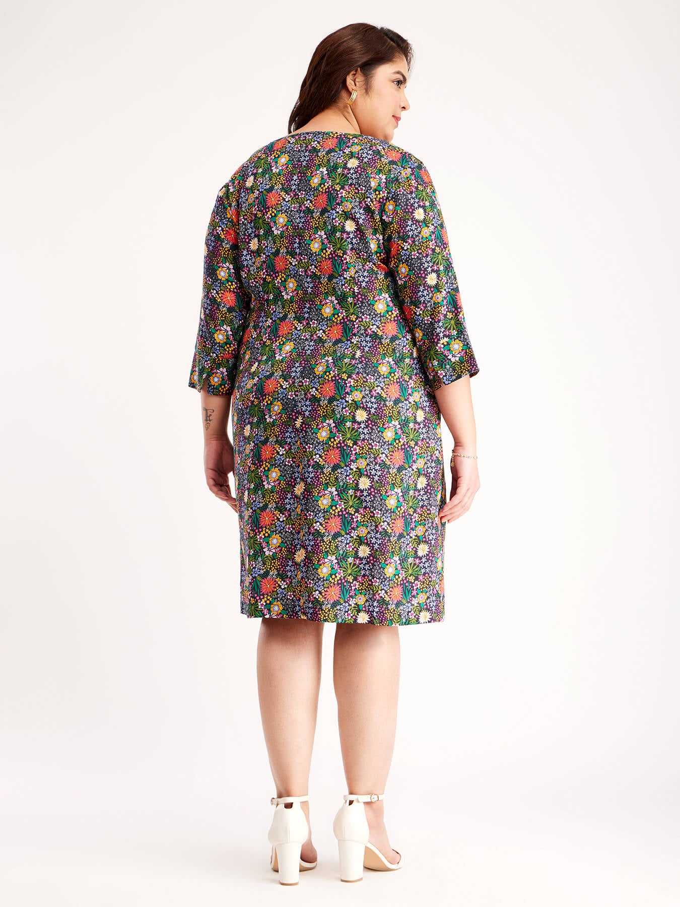 Floral Print Shift Dress - Black And Red