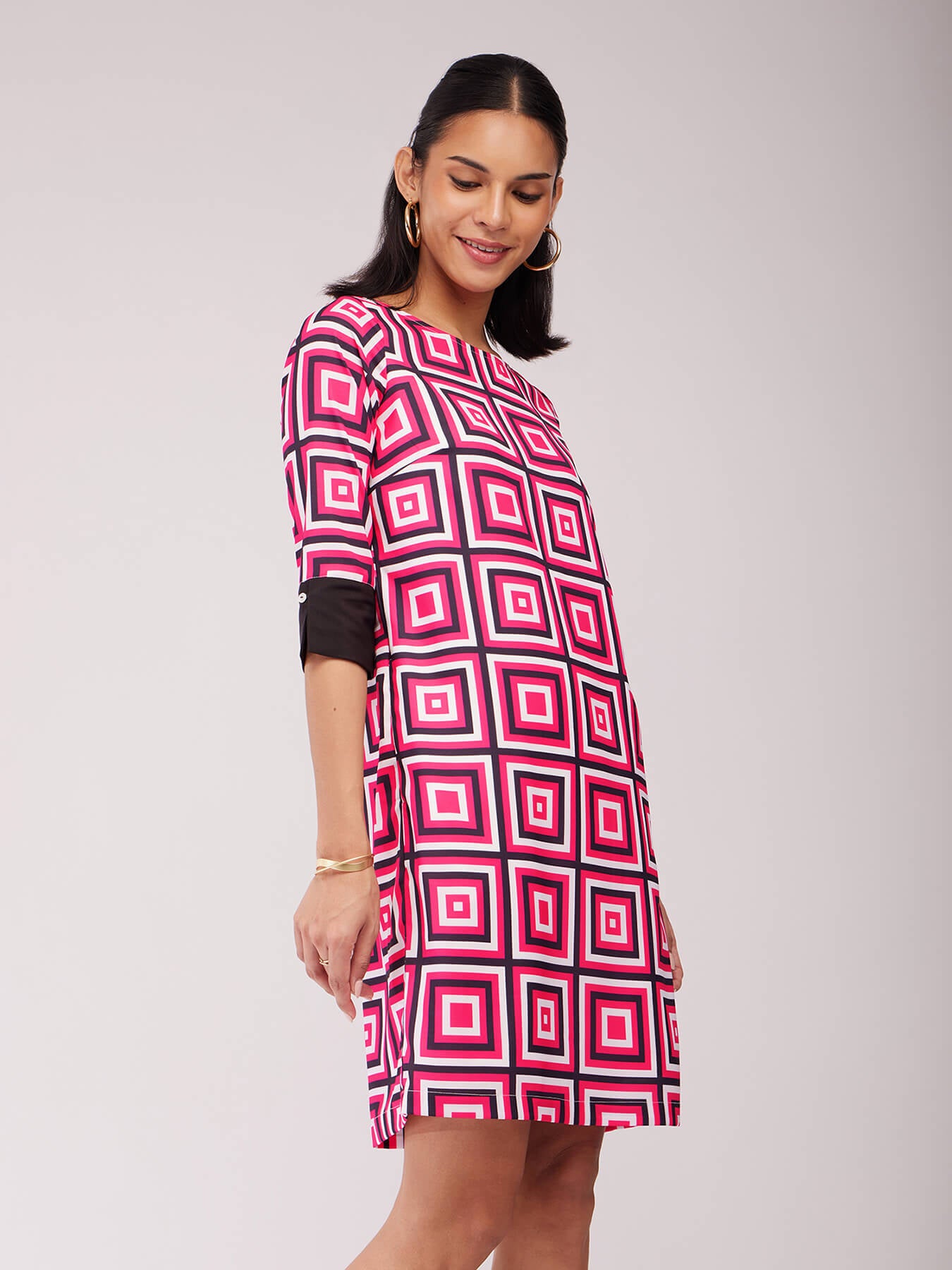 Round Neck Shift Dress - Fuchsia