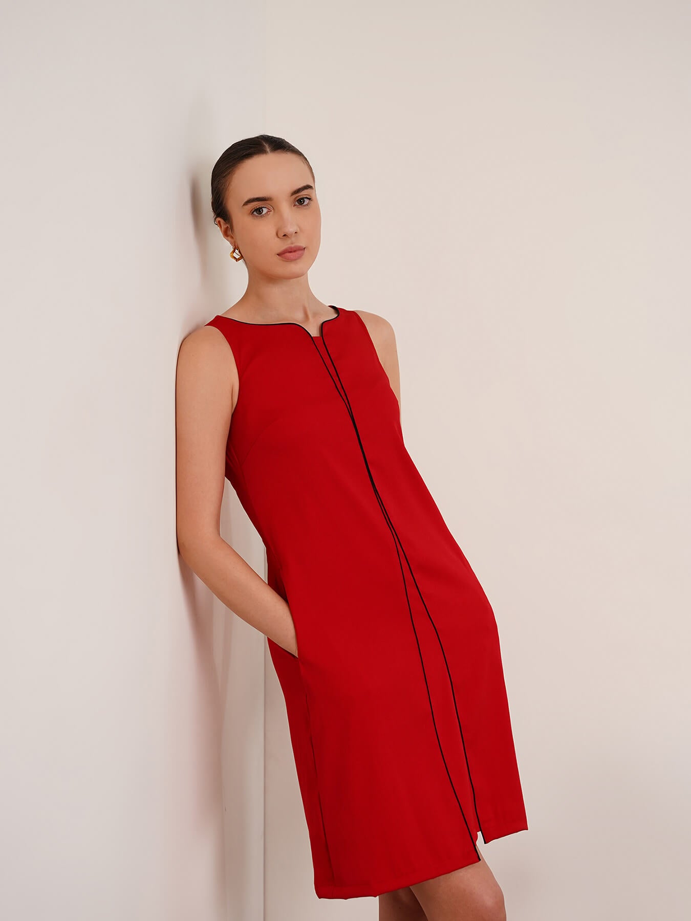 Stylised Neck Piping Detail Shift Dress - Red