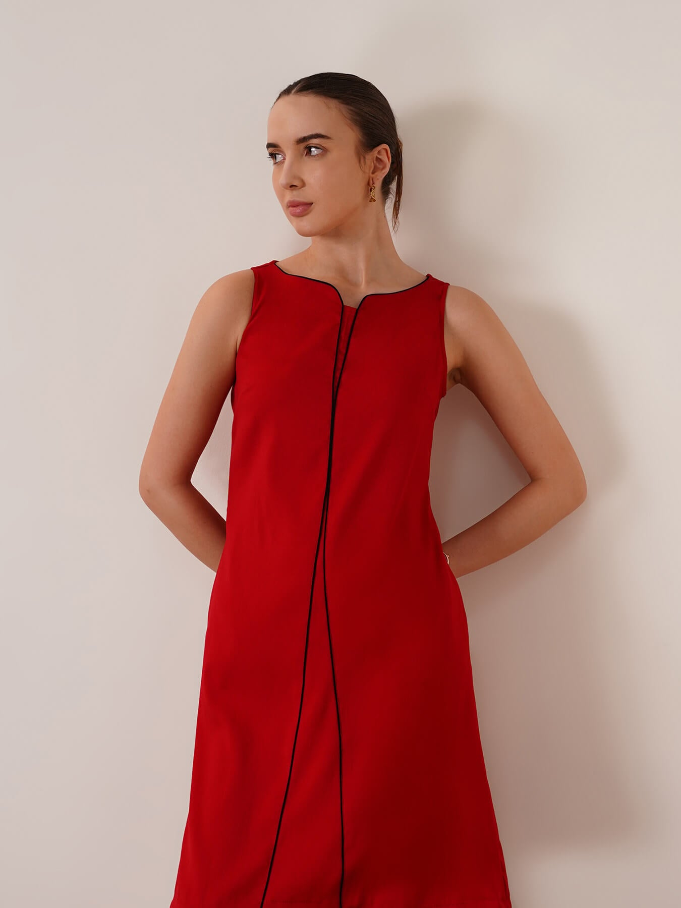 Stylised Neck Piping Detail Shift Dress - Red