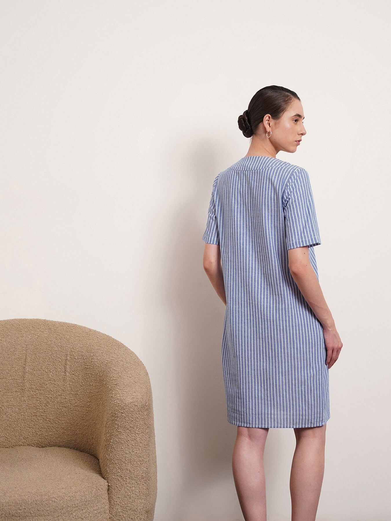 Linen Striped V Neck Shift Dress - Blue and White