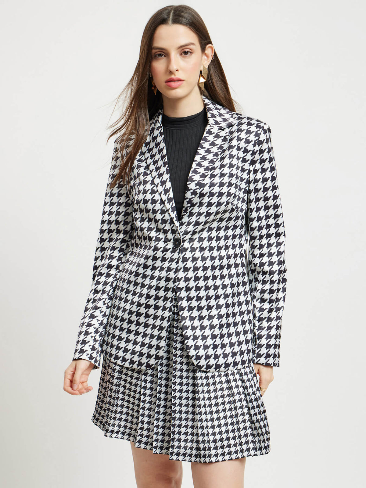 Houndstooth Print Blazer And Skirt Co-ord Set - White And Black