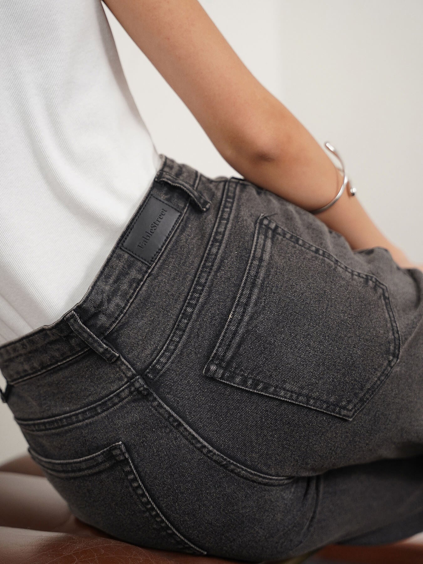 Wide Leg Jeans - Dark Grey