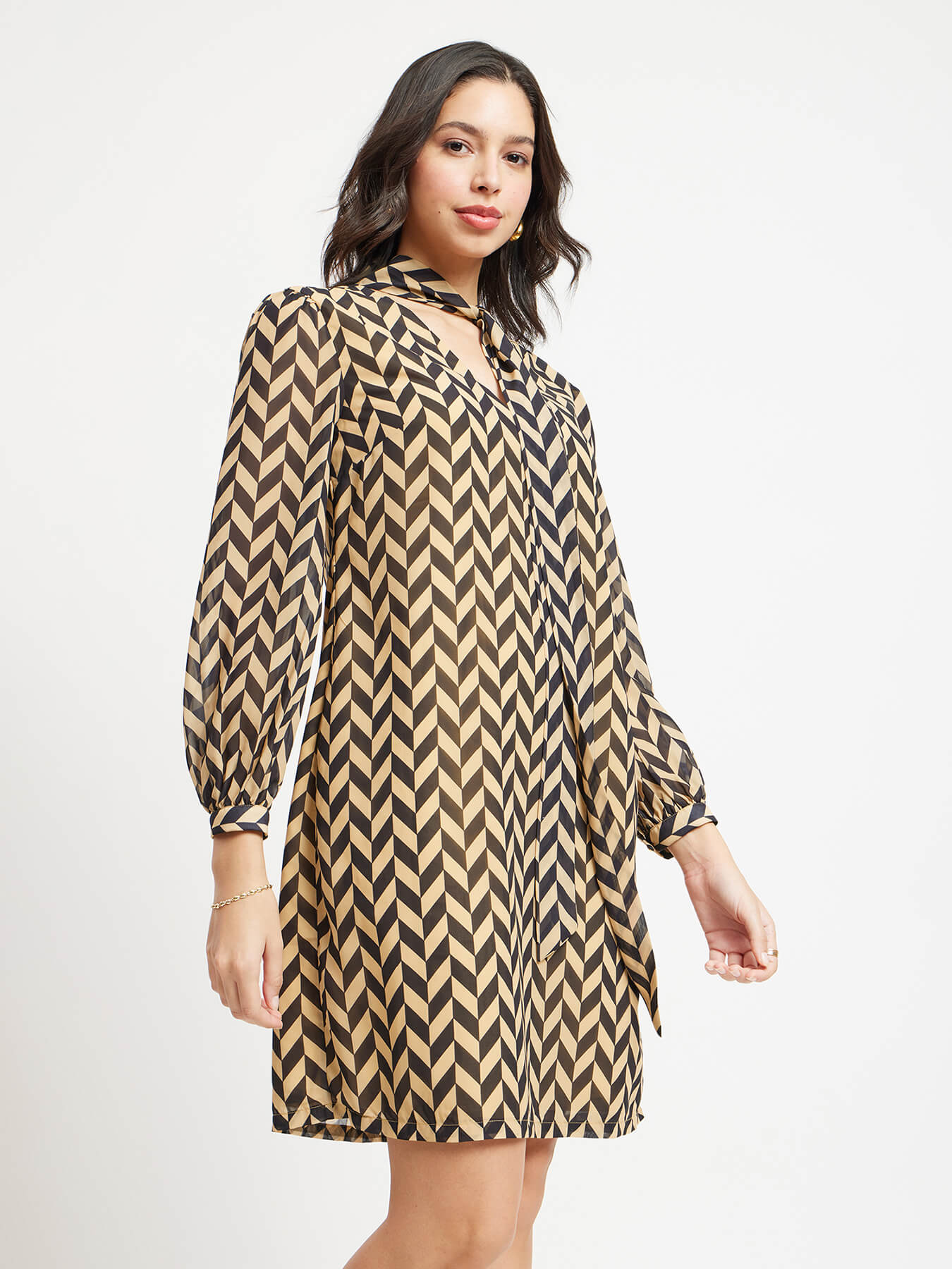 Geometric Print Shift Dress - Black And Beige
