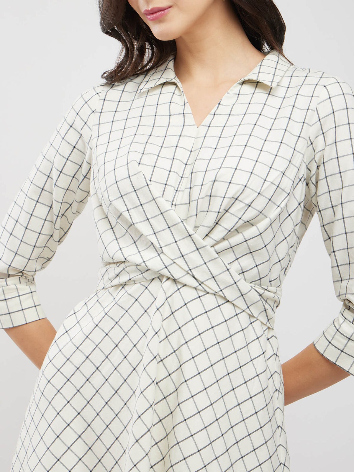 Cotton Checkered Wrap Dress - Off White And Black