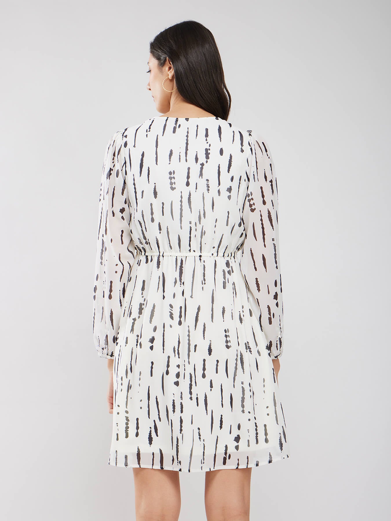 A-line Geometric Print Dress - Off White And Black