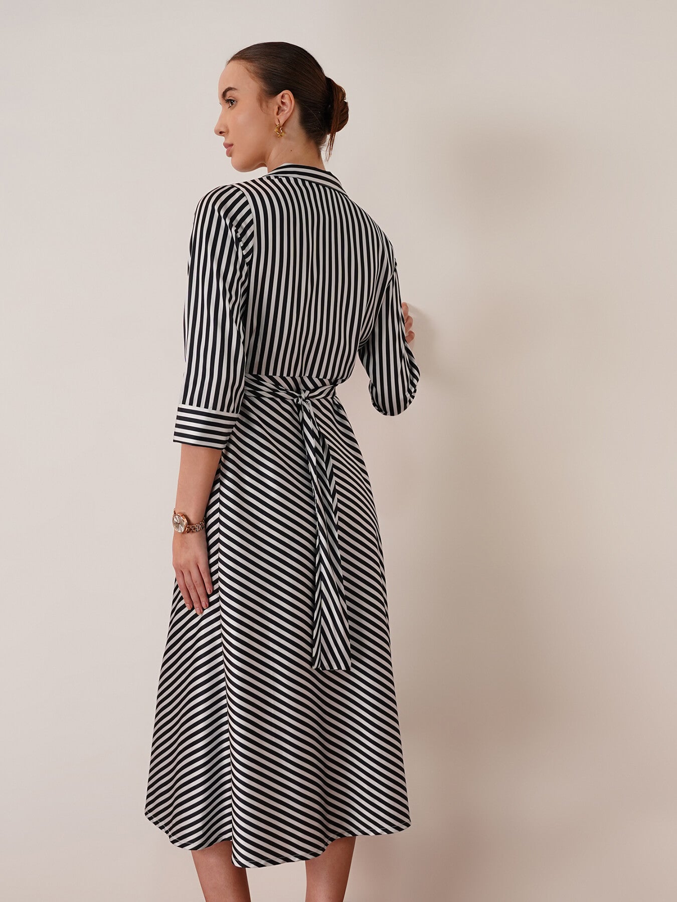 Stretchable Satin Striped Dress - Black