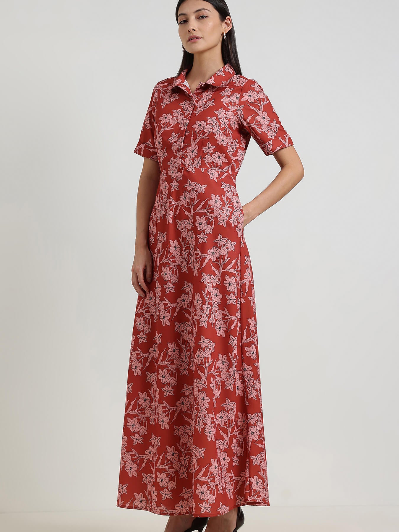 Floral Fit & Flare Maxi Dress - Red