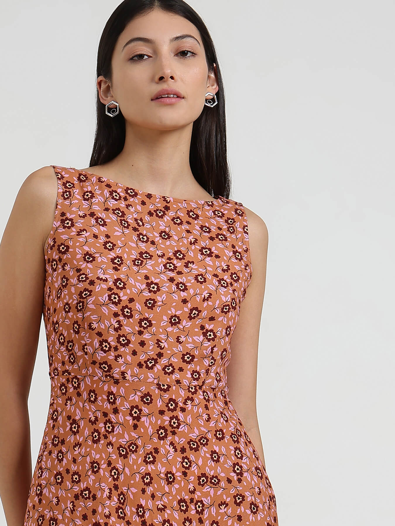 Floral Fit & Flare Maxi Dress - Brown