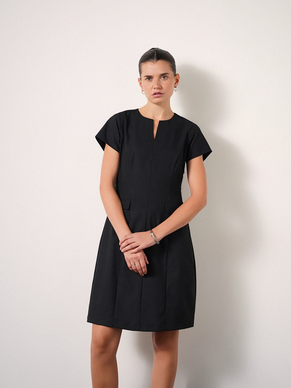 Round Neck A-line Dress - Black