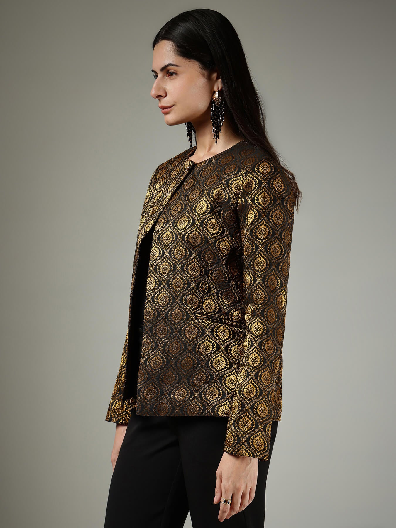 Brocade Round Neck Jacket - Black