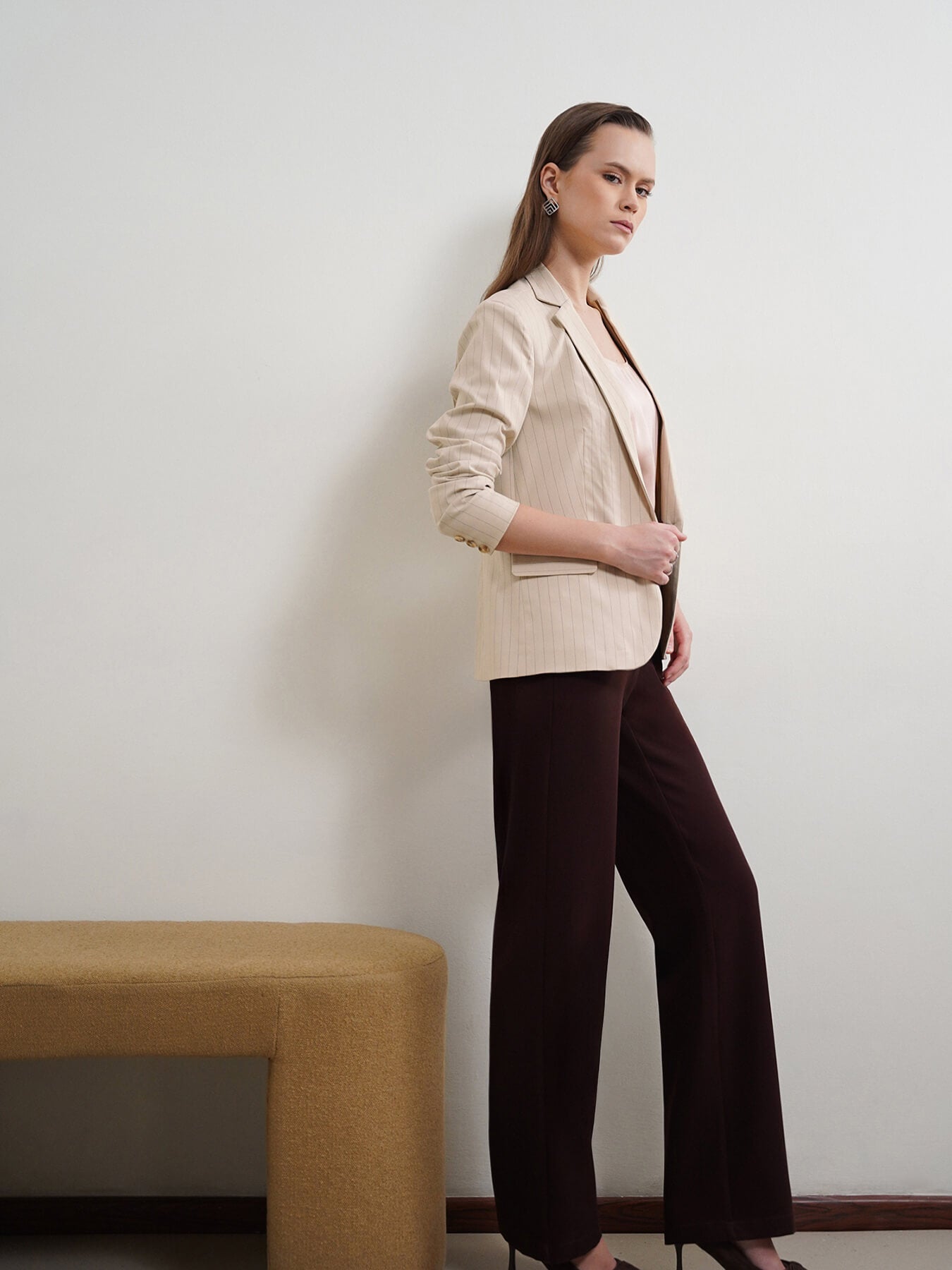 Single Breasted Striped Blazer - Beige