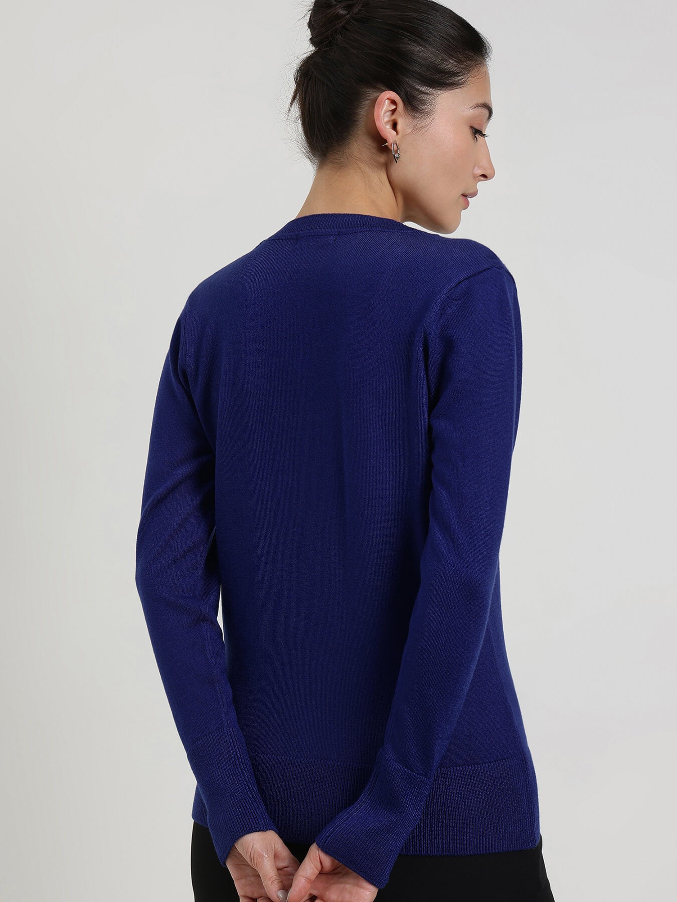 LivSoft V-Neck Sweater - Navy Blue