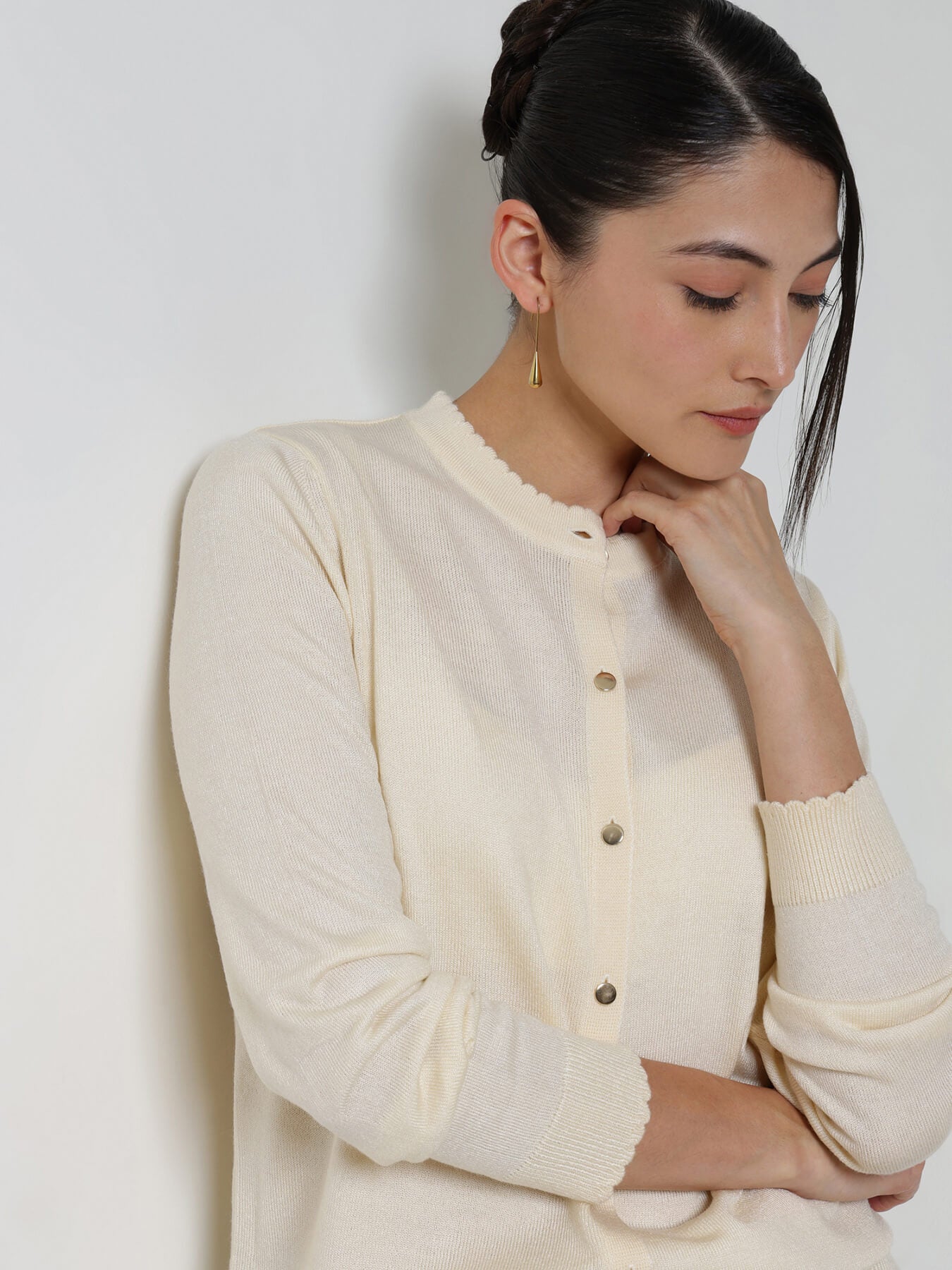LivSoft Round Neck Cardigan - Off White