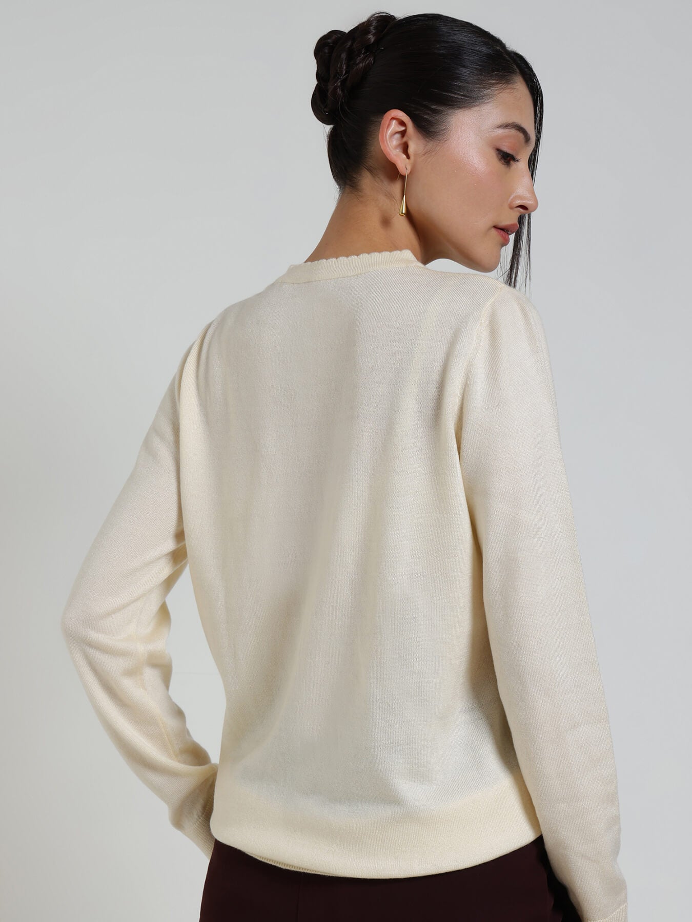 LivSoft Round Neck Cardigan - Off White
