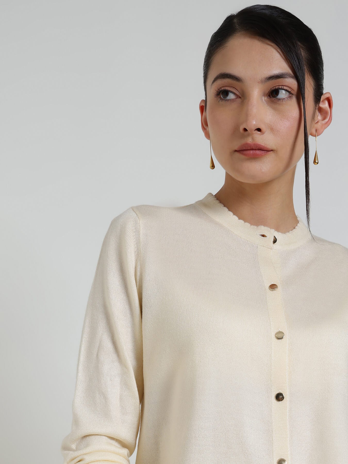 LivSoft Round Neck Cardigan - Off White