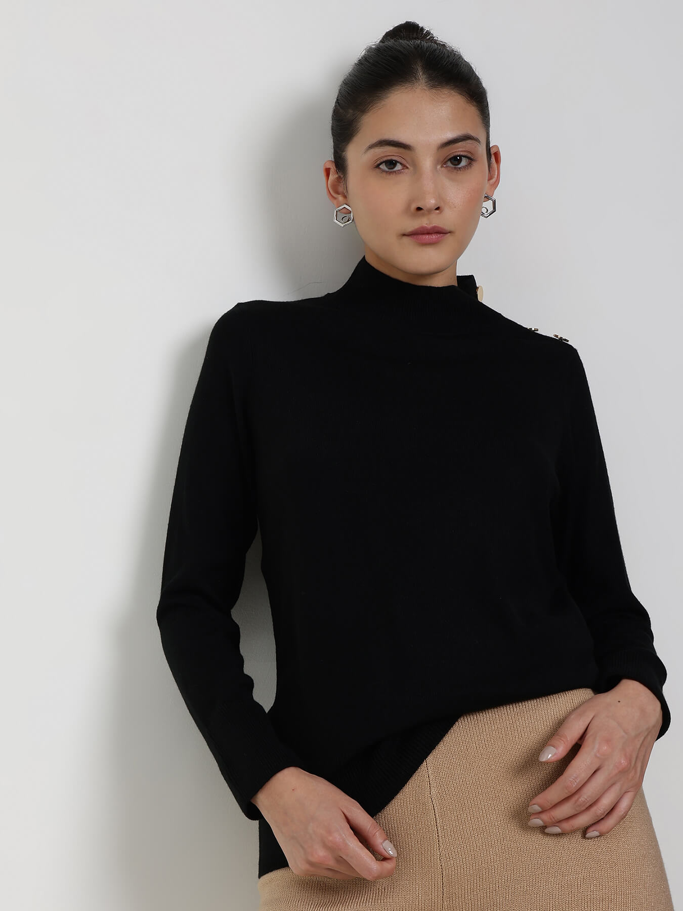 LivSoft High Neck Sweater - Black