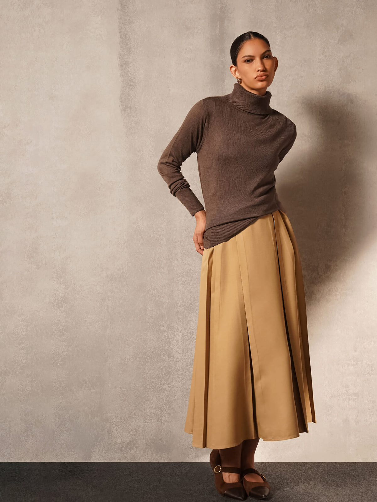 Livsoft Essential High Neck Sweater - Brown