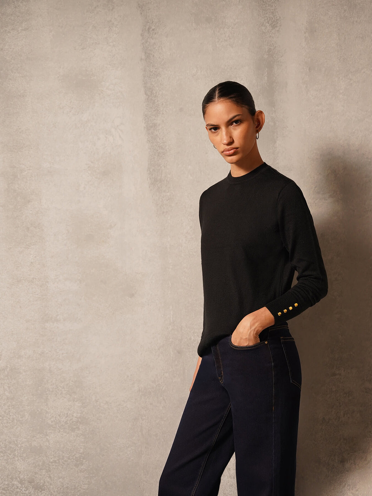 Livsoft Essential Crew Neck Sweater- Black