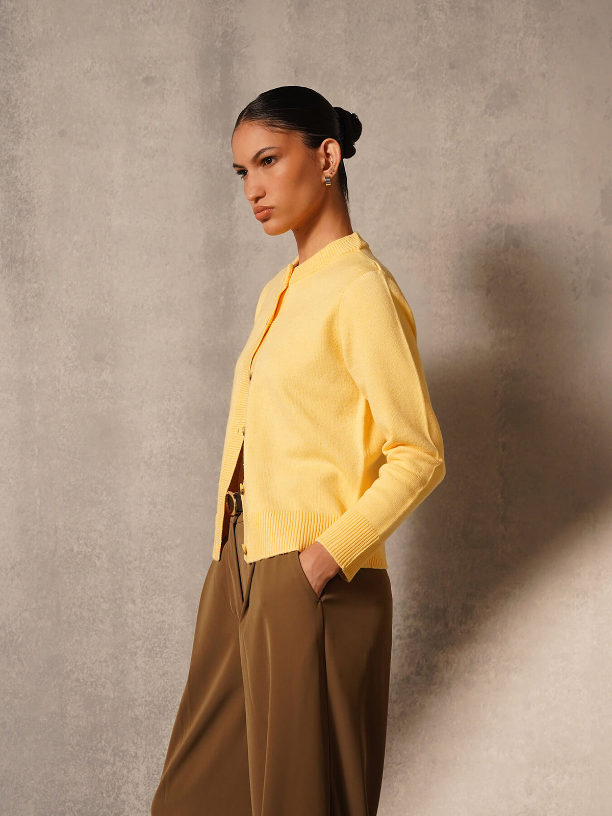 Ultra Livsoft Crew Neck Cardigan- Yellow