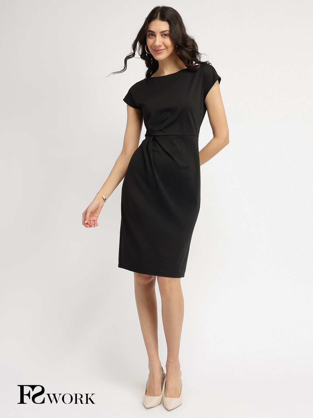 Bodycon Pleat Detail Dress - Black