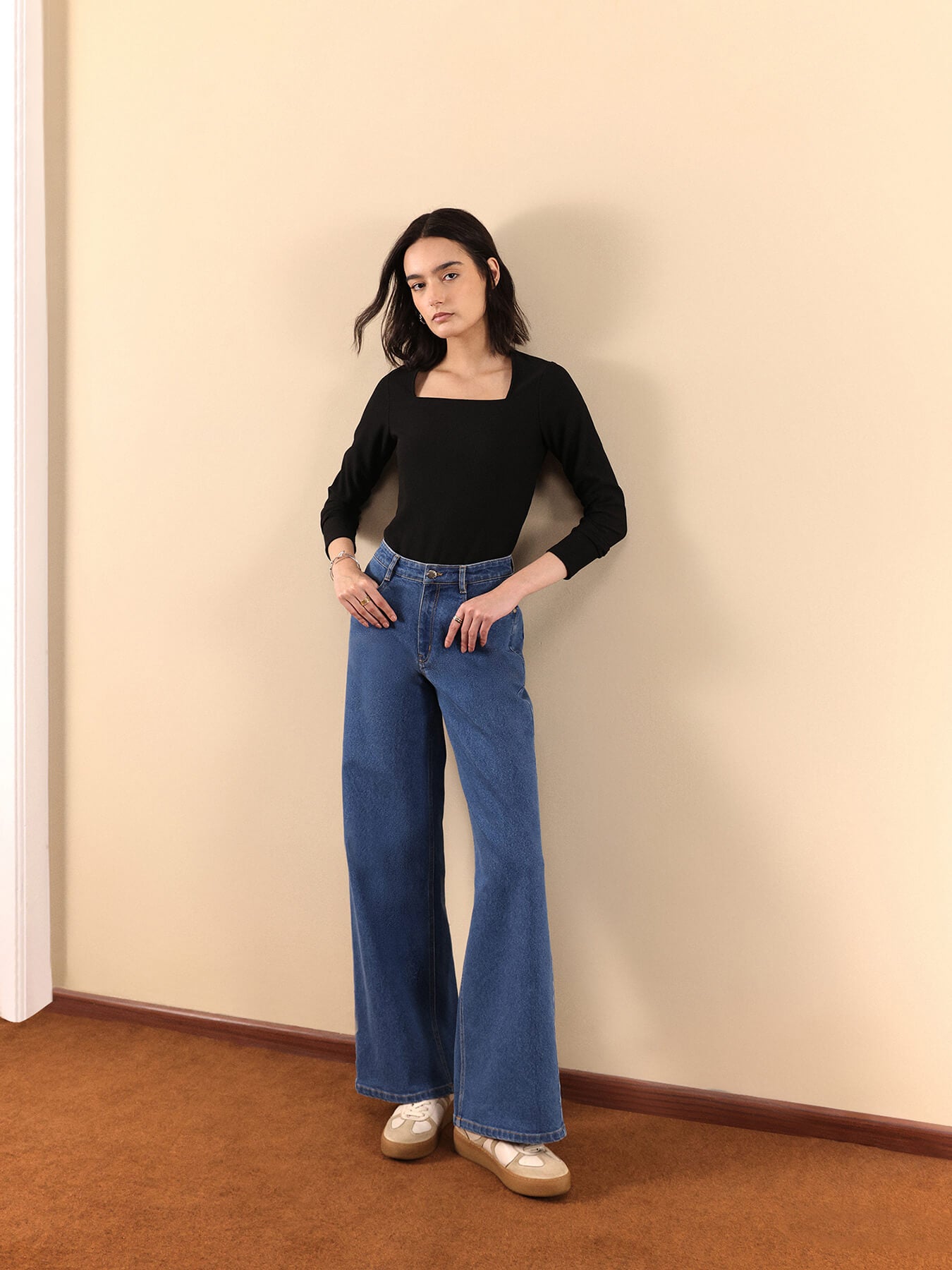 Stretchable Square Neck Top - Black
