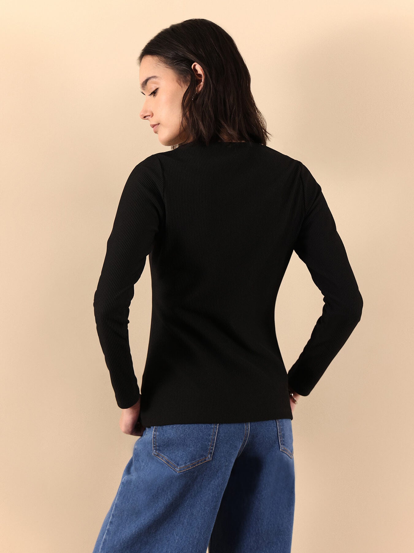 Stretchable Square Neck Top - Black