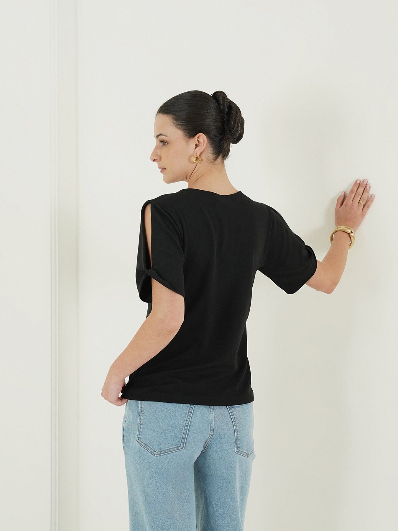 Round Neck Top - Black