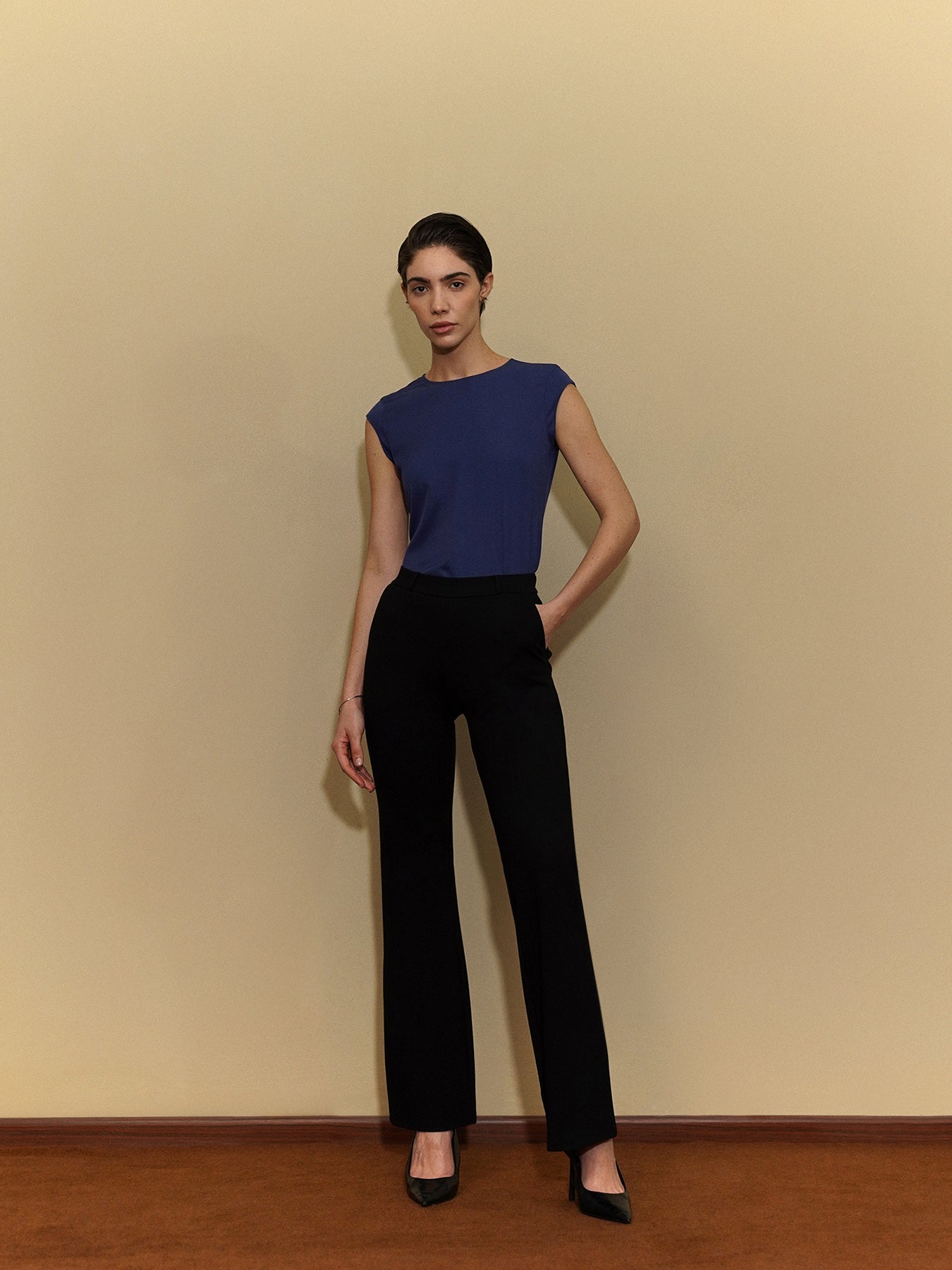 Livin Flared Pants - Black
